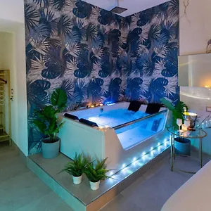 Mazzini Luxury Jacuzzy Affittacamere